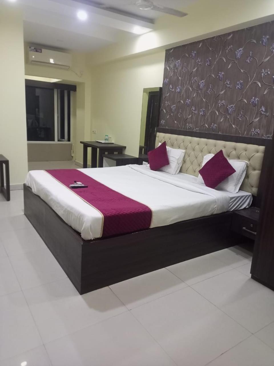 Hotel Eco Park New Town Zewnętrze zdjęcie